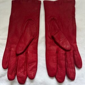 Betmar Vibrant Red Leather Gloves